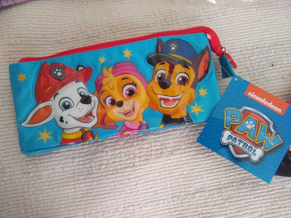 Bolsa para lápis ou documento infantil, vários personagens