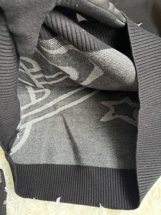 Світшот Broken Planet