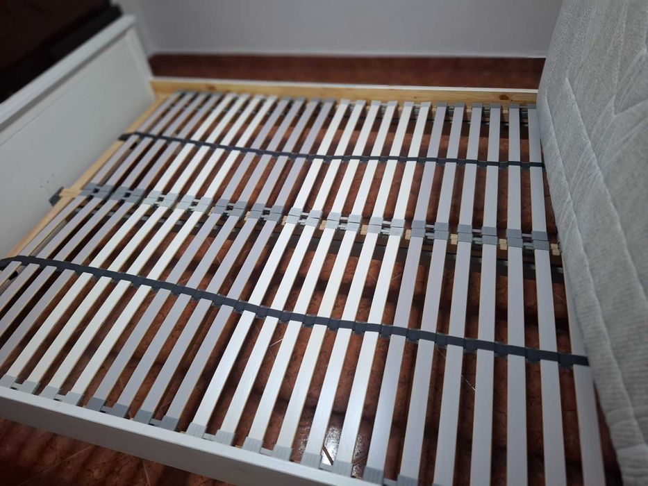 Cama de casal usada mas em otimo estado