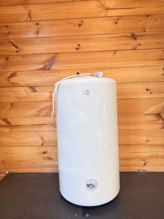 Termoacumulador elétrico EQUATION branco de 80L – Bom estado