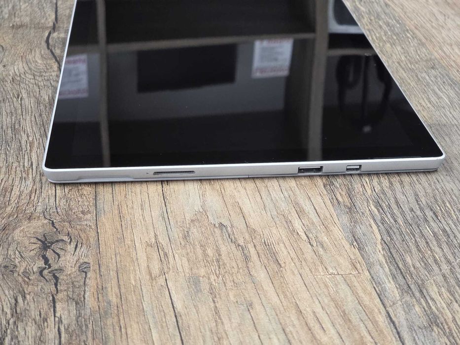 Tablet Microsoft Surface Pro 6 (1796) i5-8350U/8GB/256GB stan bdb gwarancja