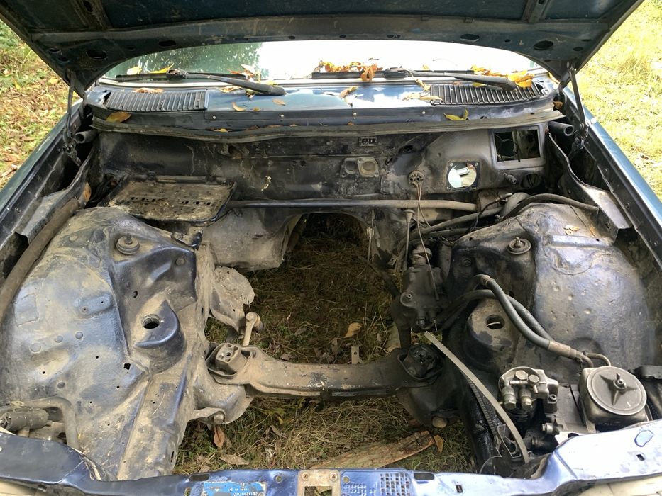По 3/Ч Mercedes Benz w123 e240