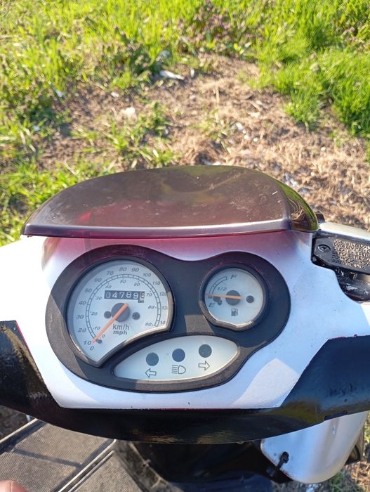 Продам скутер дефіант велон 125 кубів