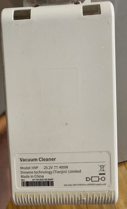 Odkurzacz pionowy Dreame V9P ze stacją dokującą