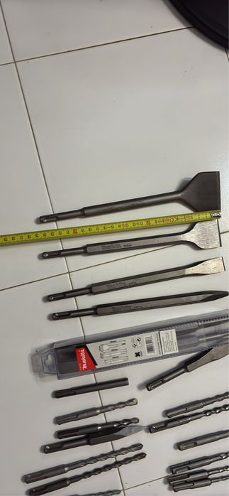 Kit Makita SDS-Plus Original NOVO | 20+ Brocas Betão + Escopros + Ponteiros + Cinzéis | Lote Profissional Completo