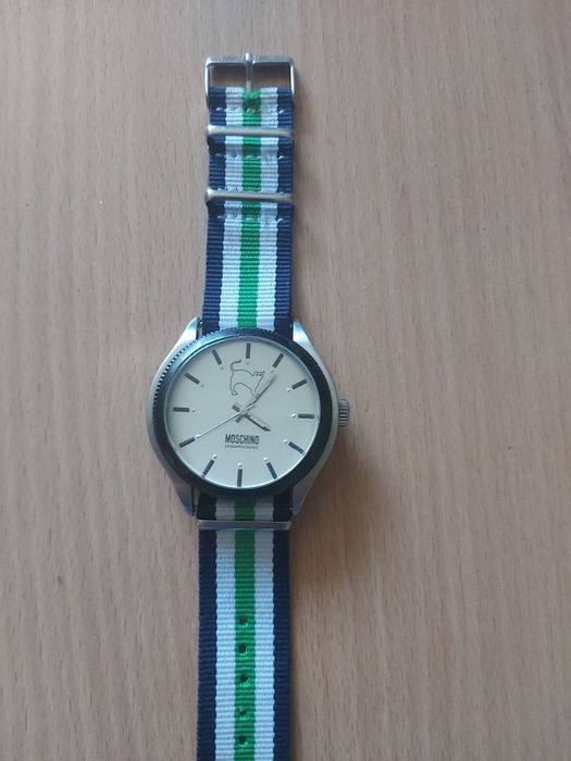 Годинник Moschino MW0069