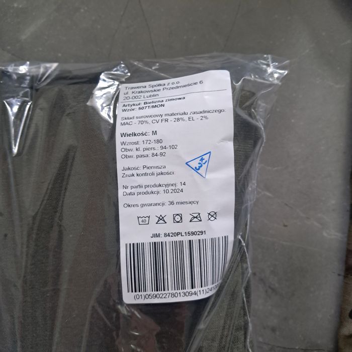 NOWY Mundur wojskowy rozm. S/XL + GRATISY