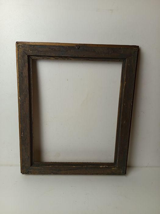 Rama drewniana zdobiona przedwojenna nr 3