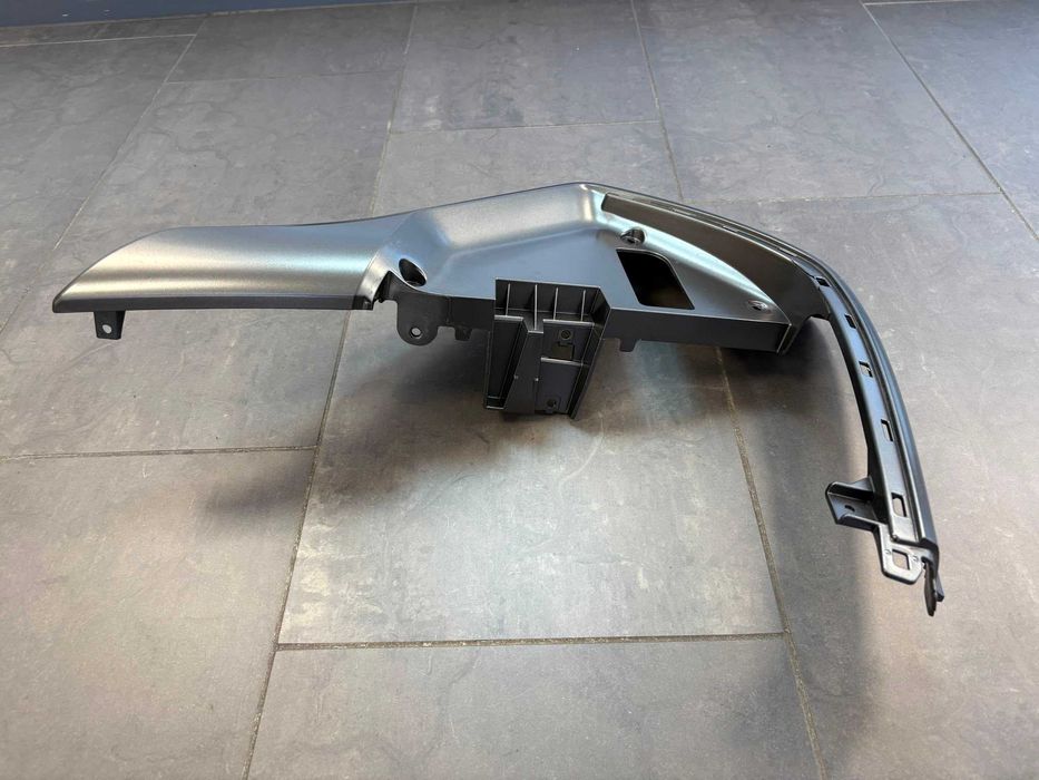 Boczna Owiewka Osłona Prawa Yamaha Tricity 300 2019-24  [6025]