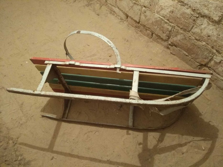 Продам советскиe санки