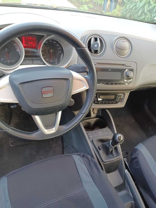 Seat Ibiza 6j 1.4 85cv — photo 4