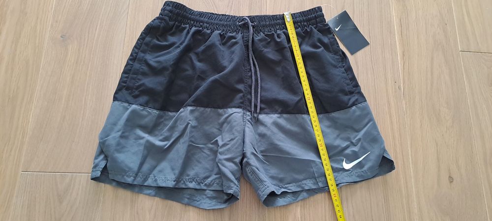 Szorty kąpielowe męskie Nike Split 5" Volley black r. M.