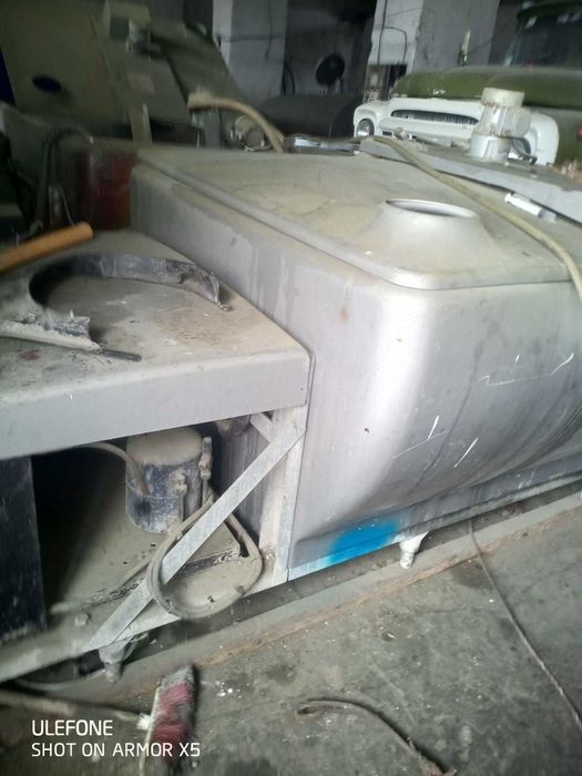 Ванна охолоджувач для молока з компрессором