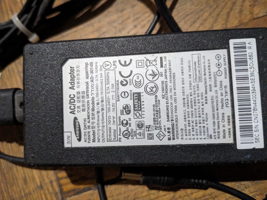 Блок пита. ноутбук Samsung