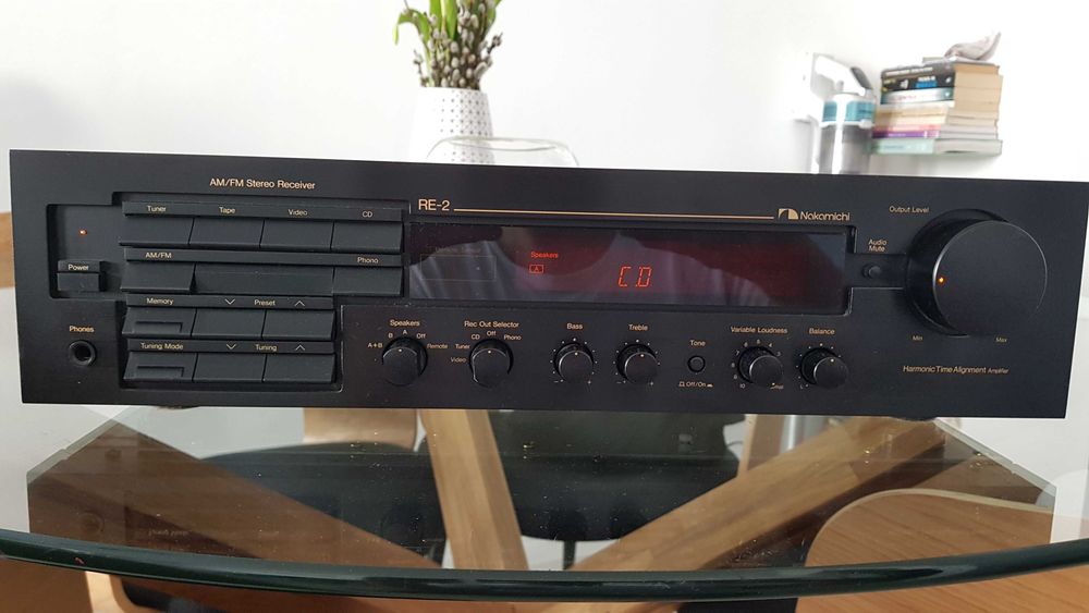 Amplituner Nakamichi RE-2