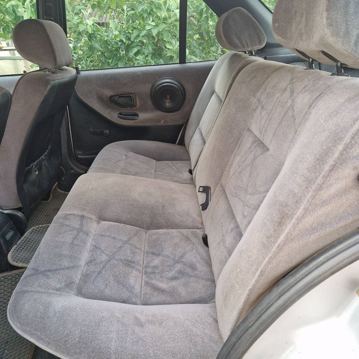 Peugeot 306 на польських номерах