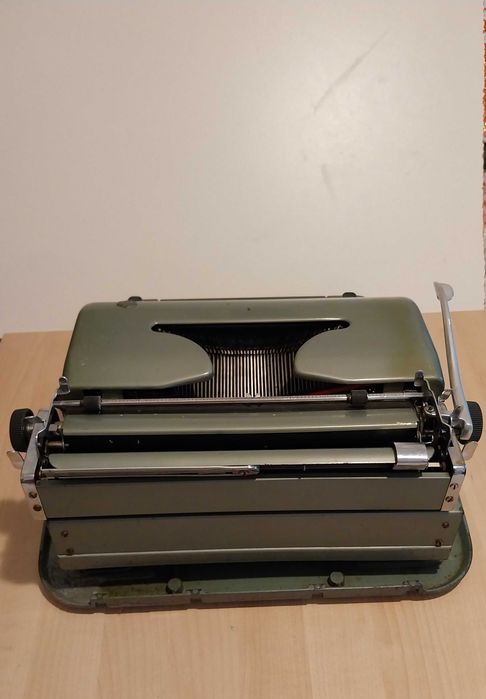 Maquina Escrever Antiga Torpedo