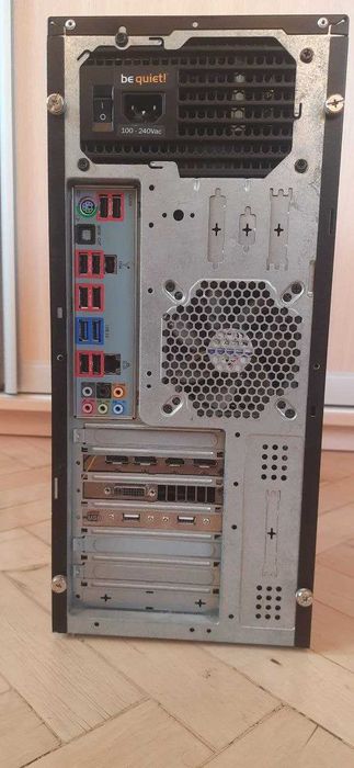 Комрьютер с Windows 11 и Office 2021