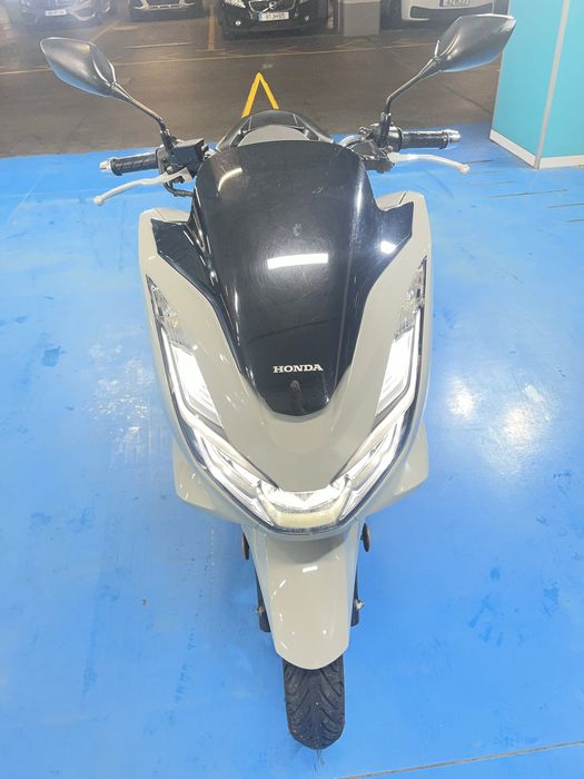 Mota PCX 125  24/08/2023