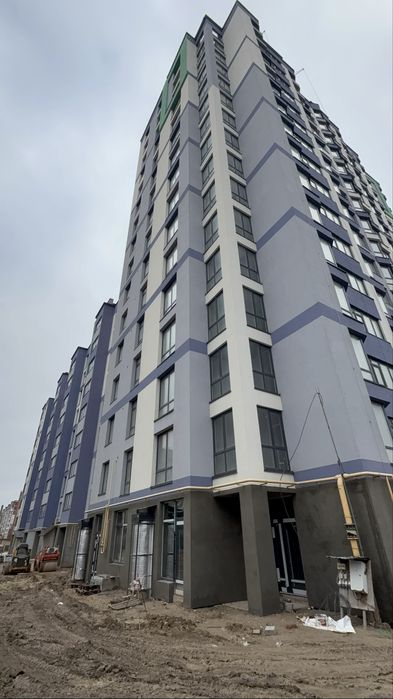 Оренда комерціі, ПЕРШИЙ ПОВЕРХ, ЦЕНТР СПАЛЬНОГО РАЙОНУ. площа Ринок-Бу