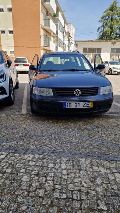 Volkswagen Passat — photo 2