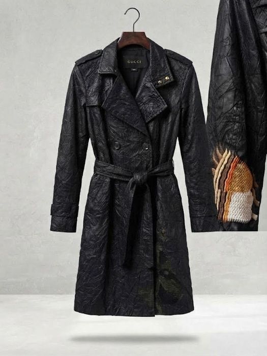 Стильний жатий плащ Gucci