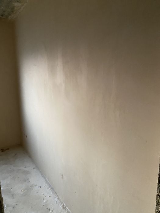 Tynki maszynowe cementowe gipsowe posadzki pianka pur wyburzenia