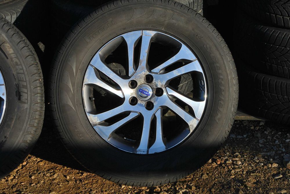Koła 235/65 R17 5x108 Oryginalne alufelgi + opony letnie Volvo XC60