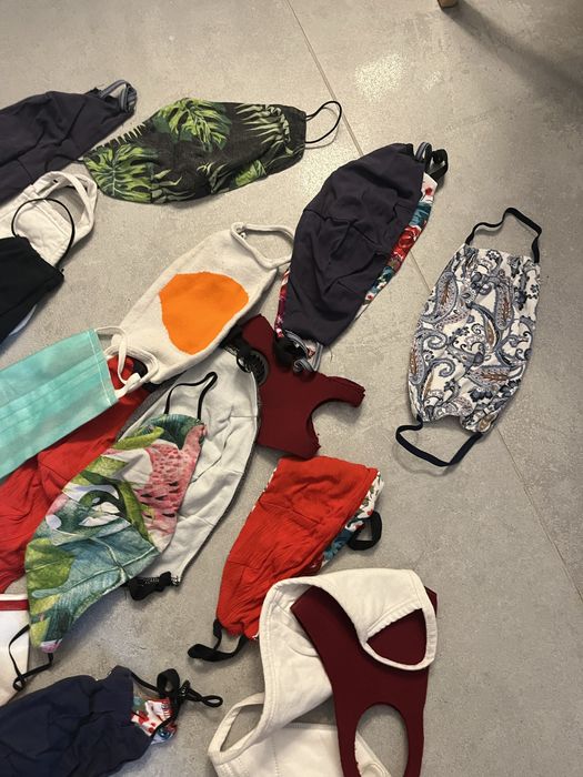 Maseczki materiałowe i jednorazowe