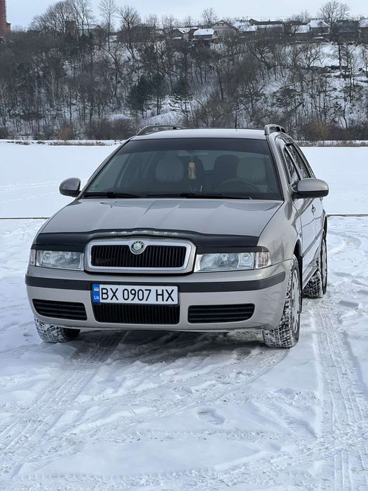 Шкода Октавія тур