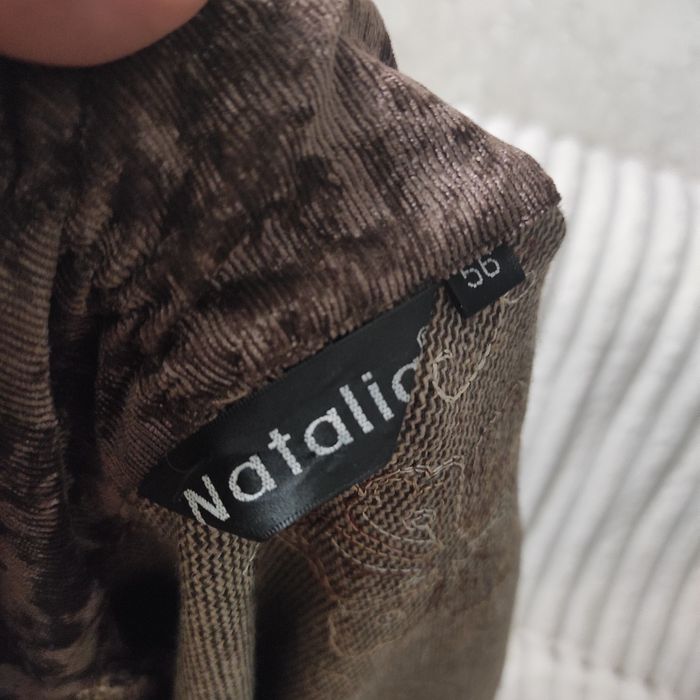 Безкоштовно речі для жіночки