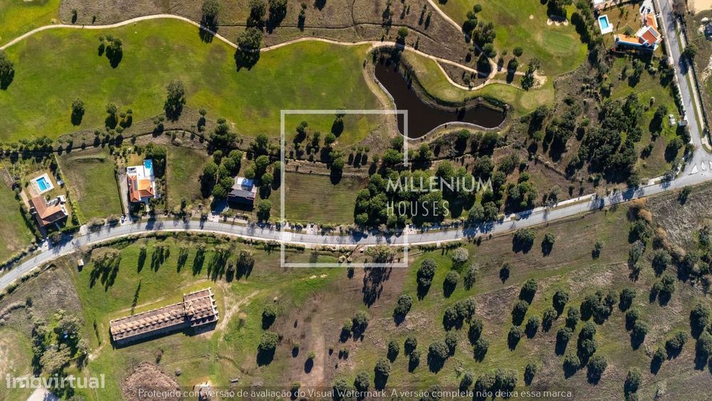 Terreno Urbano | 1. ª LINHA GOLFE | Vila Nova de Santo Estêvão