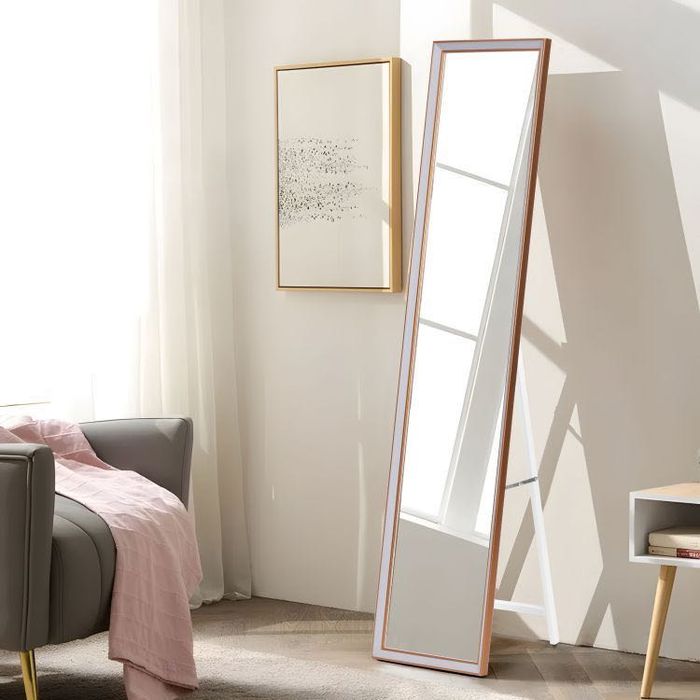 Lustro stojące minimalistyczne z dekoracyjną ramą 155x46 cm