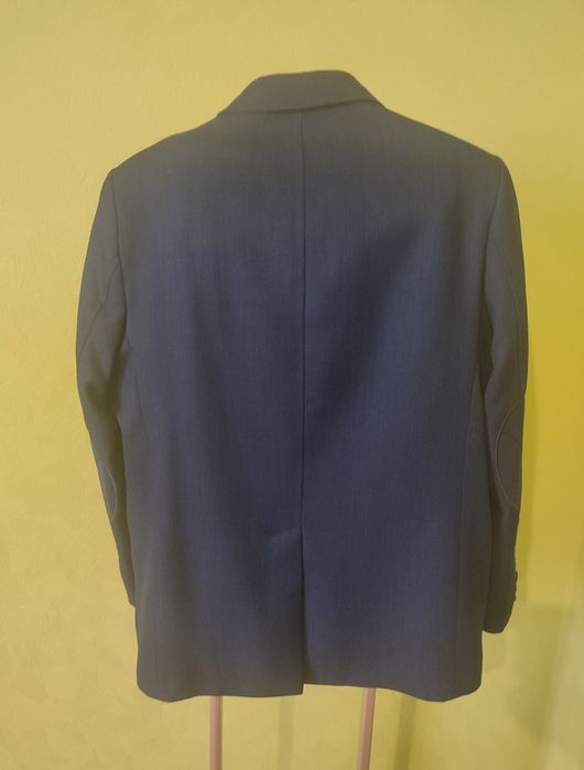 Продам підлітковий піджак Palmiro Rossi