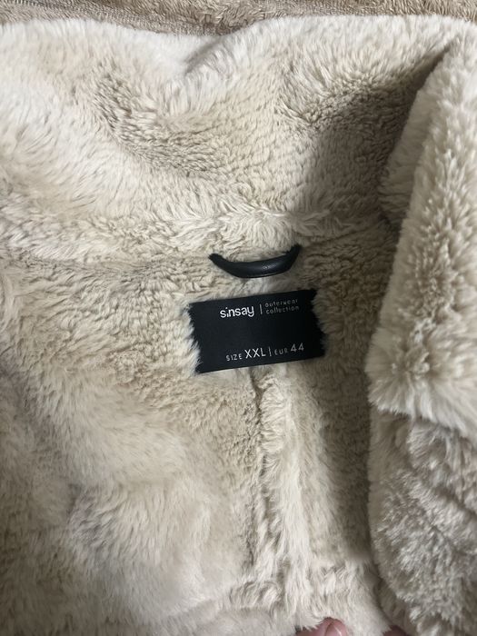 Жіноче пальто/дублянка