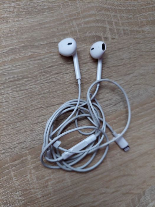 Навушники до айфон