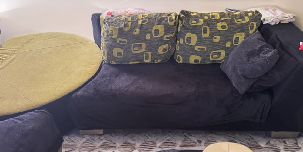 Sofa Grande Preto e Verde
