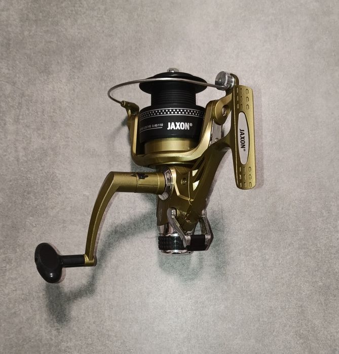 Sprzedam dwa kołowrotki wędkarskie