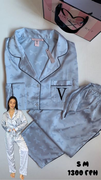 Піжами у стилі VS