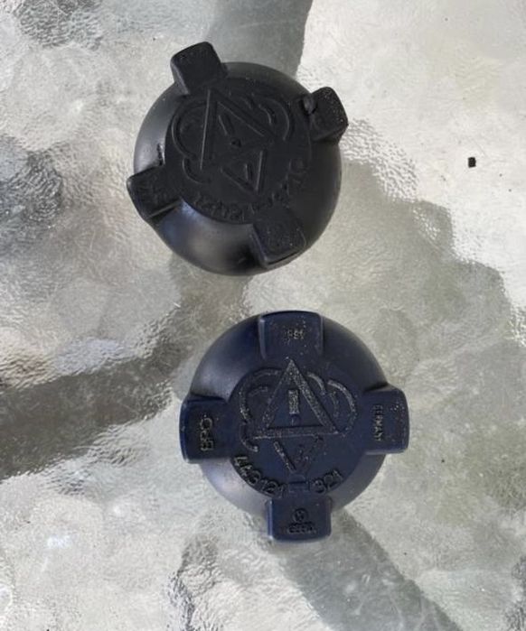 Пробка Крышка расширительного бачка vag Volkswagen Audi