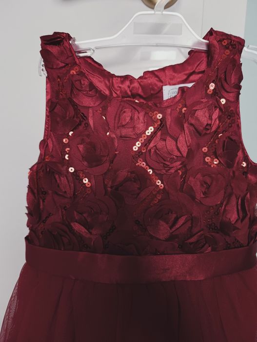 Piękna sukienka z kwiatkami 3D rozmiar 98