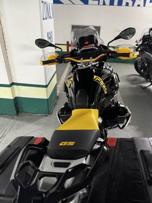 BMW GS 1250 40 anos Nacional com 23.000kms