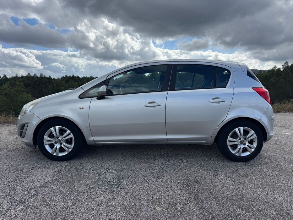 Opel Corsa 1.2 Enjoy S/S