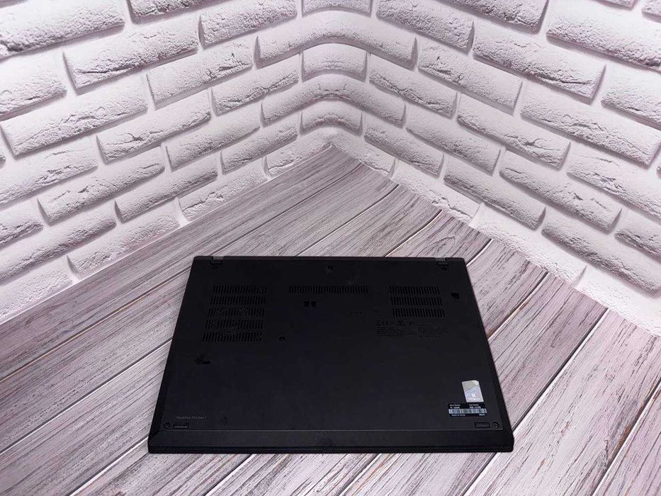 Lenovo ThinkPad T14 Gen 1 Usato, Ryzen 5 Pro, 16GB RAM, 256GB SSD, Win 11 Pro, 14" FHD