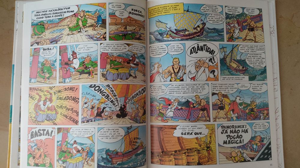 1 Livro NOVO Astérix