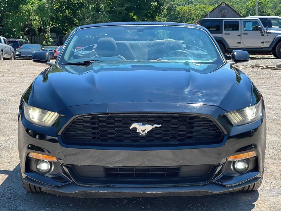 Ford Mustang      2014