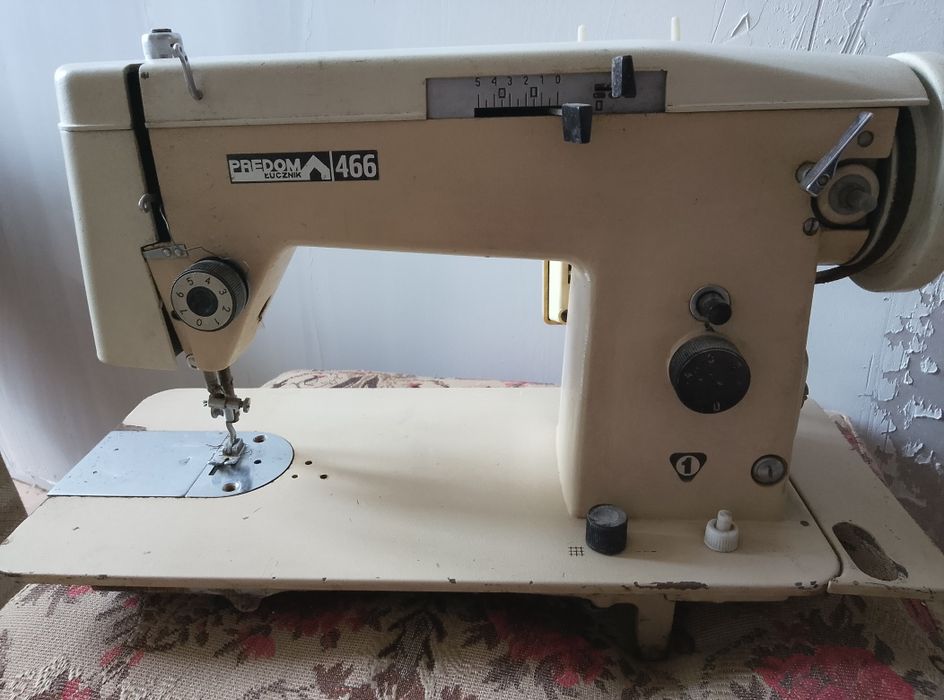 Maszyna do szycia Predom Łucznik 466 Warszawa centrum wysyłka OLX
