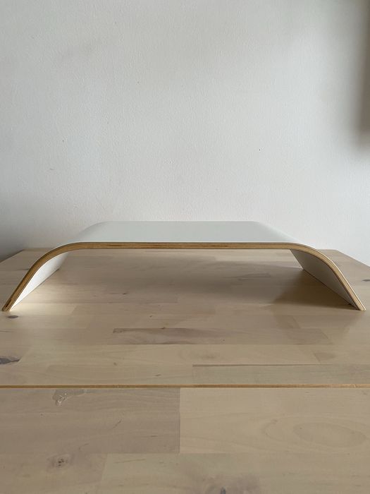 Suporte monitor SIGFINN IKEA