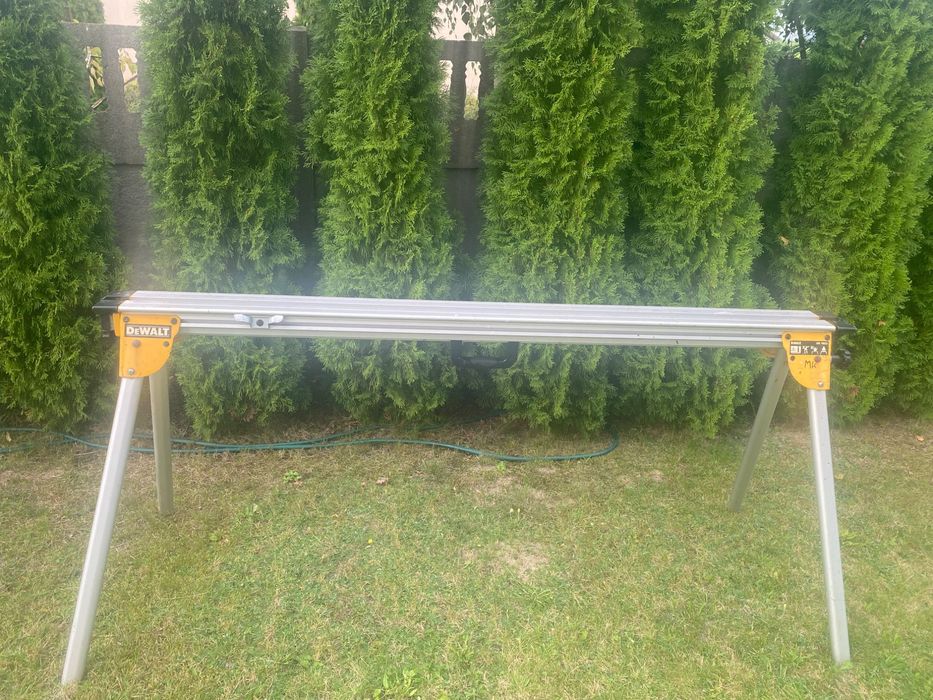 Stojak pod piłę ukośnie DeWalt
