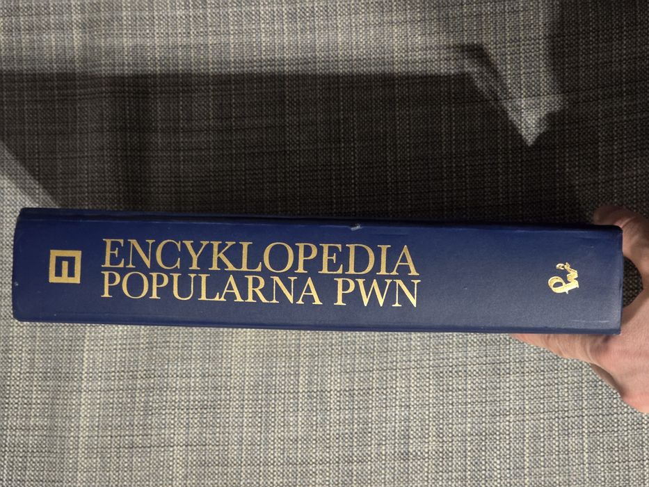 Encyklopedia popularna PWN, 2004 r